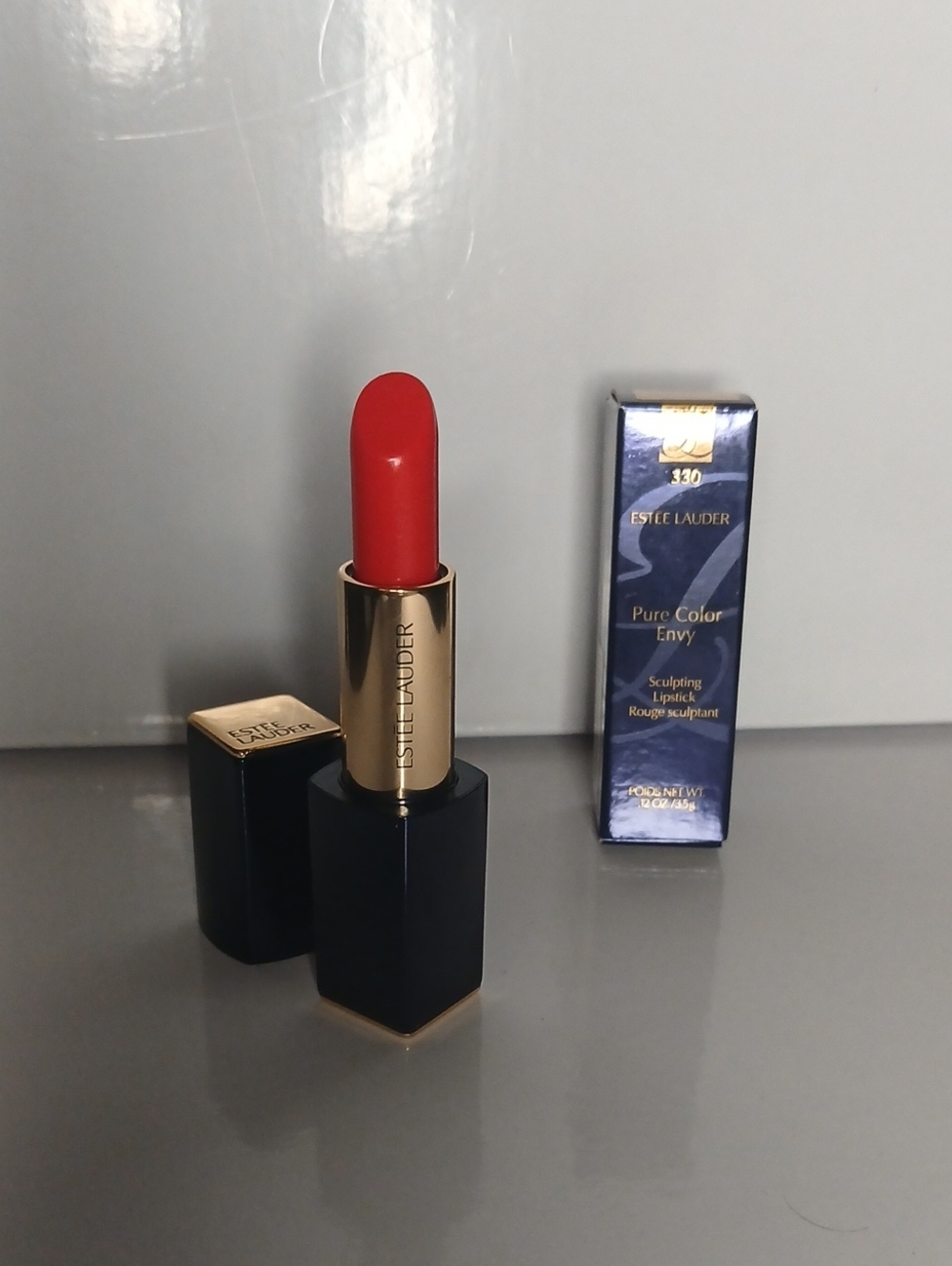 NIB Impassioned 330 Shade Estee Lauder Pure Color Envy Sculpting Lipstick